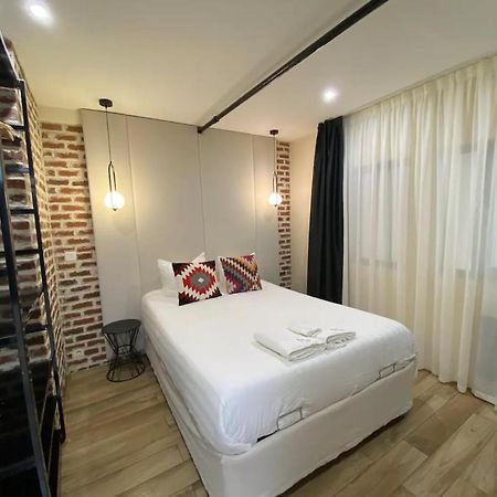 Апартаменты B2 Beautiful House In 7Th, 2-4G By Eiffel Tower Париж Экстерьер фото